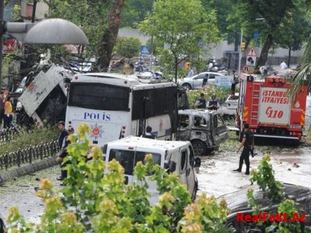 İstanbulda partlayış: 2 ölü, 18 yaralı - YENİLƏNİB - FOTO