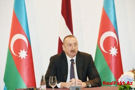 İlham Əliyev: Azərbaycan jurnalistikası cəmiyyətdə çox müsbət rol oynayır 
