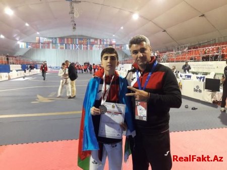 Azərbaycanlı yeniyetmə Avropa çempionatında medal qazandı 