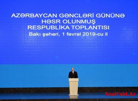 Prezident Gənclər Gününə həsr olunmuş toplantıda - YENİLƏNİB + FOTO
