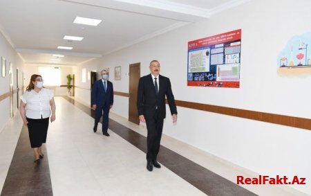 İlham Əliyev Bakıda 251 nömrəli məktəbin yeni korpusunun açılışında iştirak edib - FOTO